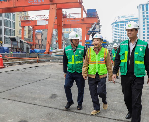 Đoàn lãnh đạo Hiệp hội Bất động sản Việt Nam thăm và làm việc tại Dự án Tuyến Đường sắt đô thị thí điểm TP. Hà Nội, đoạn Nhổn - ga Hà Nội