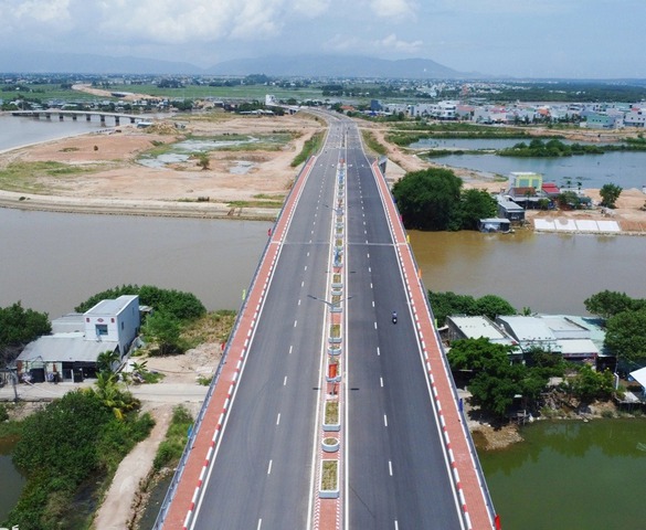 Tỉnh lớn thứ 2 Việt Nam chính thức khánh thành thêm 2 tuyến đường hơn 800 tỷ đồng