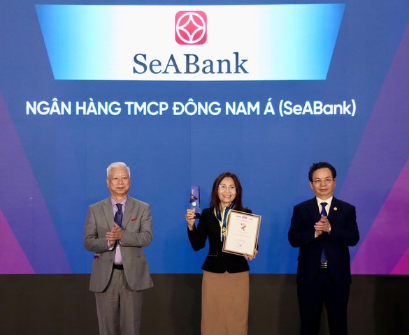 SeABank giữ vững danh hiệu Thương hiệu Mạnh Việt Nam 17 năm liên tiếp