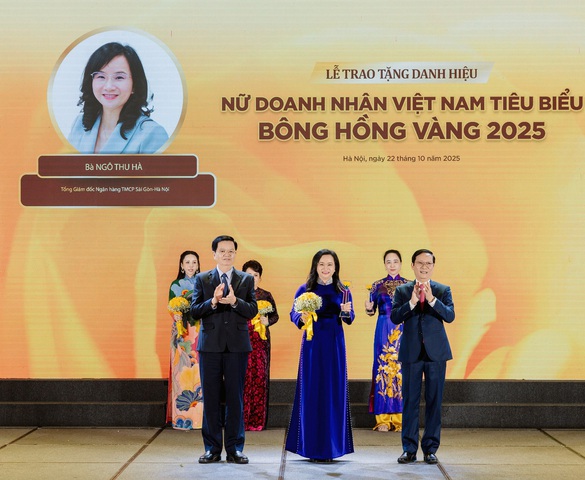 Tổng Giám đốc SHB Ngô Thu Hà được vinh danh “Nữ doanh nhân Việt Nam tiêu biểu - Bông hồng vàng” năm 2025