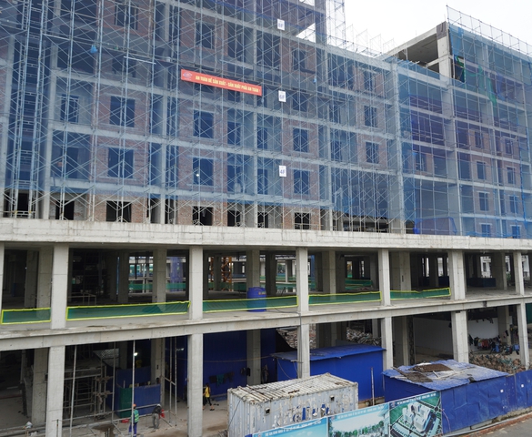 Nhà ở xã hội Đông Anh hết cảnh người dân chen chúc xếp hàng nộp hồ sơ