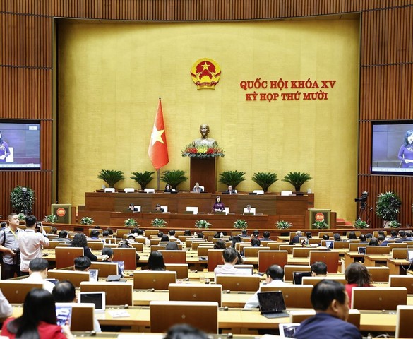 Ngày 11/11, Quốc hội tiếp tục thảo luận các dự án luật