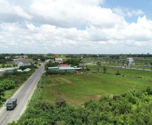 Nhà đầu tư "đu đỉnh" đất nền 2021 - 2022 khi nào về bờ?