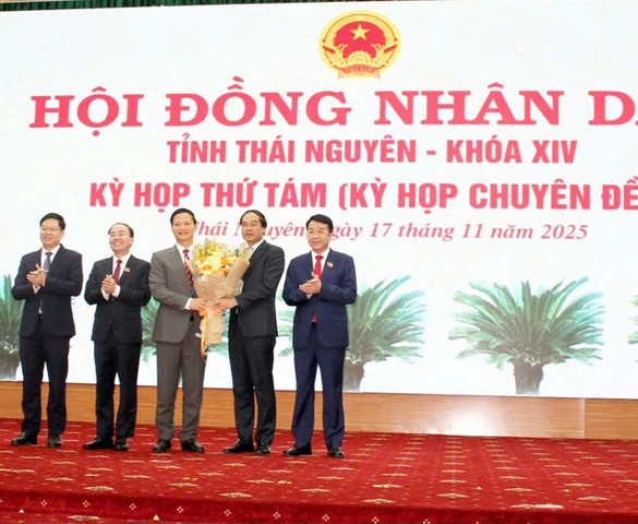 Ông Vương Quốc Tuấn được bầu giữ chức Chủ tịch UBND tỉnh Thái Nguyên