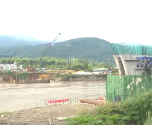 Cây cầu 1.500 tỷ bắc qua sông Hồng, kết nối thẳng đến Trung Quốc: Tăng tốc bù tiến độ, hoàn thành trong năm sau