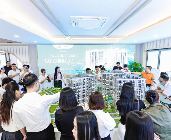 Nâng bước nghề môi giới: Cen Land và Cen EcoTech miễn phí 500 suất đào tạo và thi chứng chỉ môi giới bất động sản