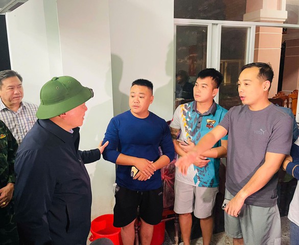 Dốc toàn tâm sức tập trung ứng phó và khắc phục hậu quả mưa lũ đặc biệt lớn