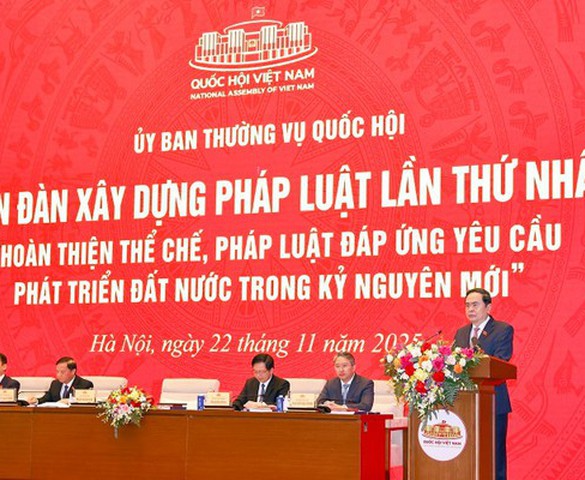 "Thực hiện nghiêm quy trình lập pháp, kiên quyết phòng, chống tiêu cực, lợi ích nhóm"