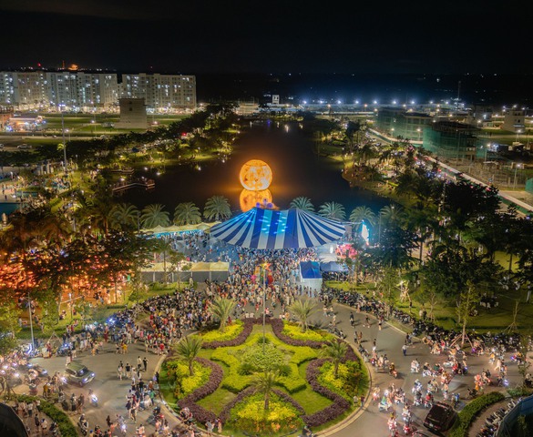 Hai lực đẩy tăng giá hội tụ trên một tuyến phố xuyên tâm Nam Long II Central Lake