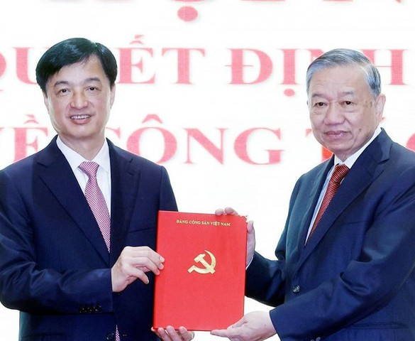 Đồng chí Nguyễn Duy Ngọc giữ chức Bí thư Thành ủy Hà Nội