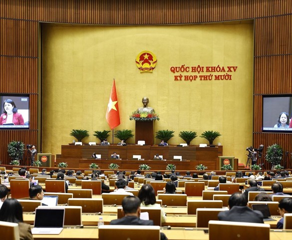 Ngày 1/12, Quốc hội tiếp tục thảo luận về các dự án luật