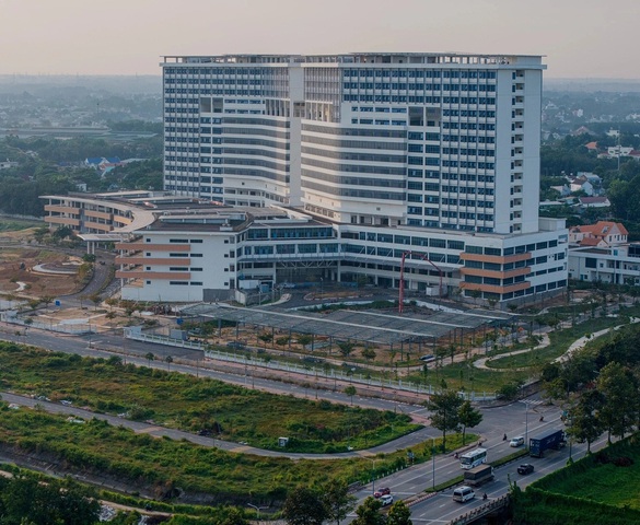 Bệnh viện lớn nhất TP. HCM bị bỏ hoang nhiều năm: Vận hành năm 2026, có cả bãi đáp trực thăng