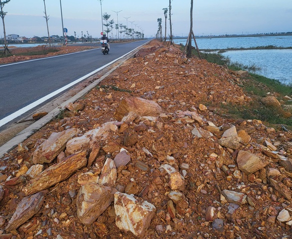 TP. Huế: Dự án đường gần 195 tỷ đồng dùng đá phong hóa san lấp