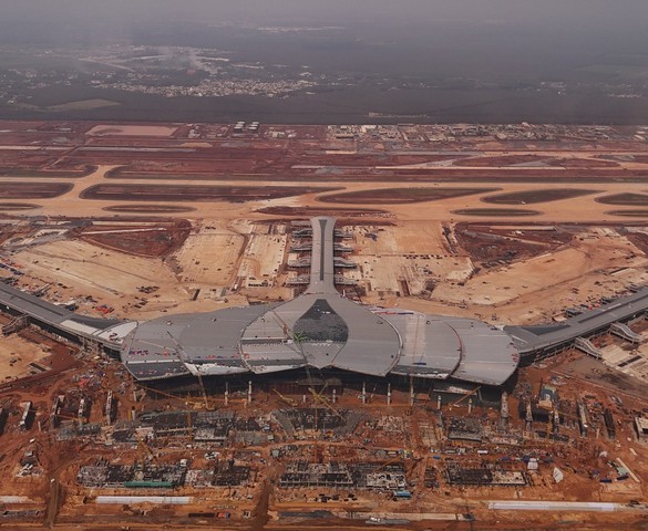 Hôm nay, siêu sân bay lớn nhất Việt Nam chính thức đón thành công chuyến bay kỹ thuật đầu tiên