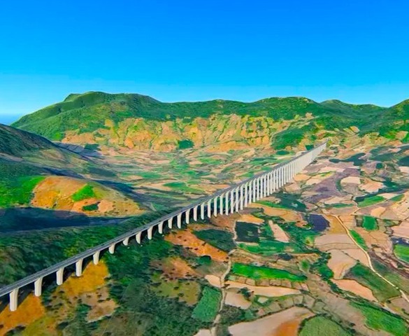 Vài ngày nữa khởi công, cao tốc chạy xuyên tỉnh rộng nhất Việt Nam có thể đổi hướng tuyến qua con đèo hiểm trở, tiết kiệm hơn 1.000 tỷ