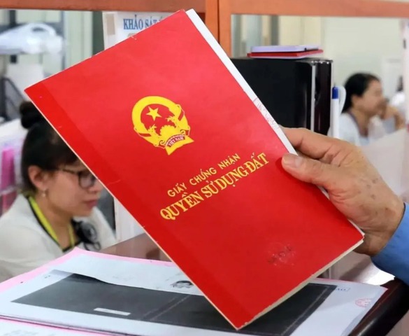 Đề xuất cho phép người dân Hà Nội thực hiện thủ tục thế chấp đất đai trực tuyến từ năm 2026
