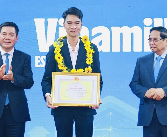 Bộ Công Thương trao bằng khen doanh nghiệp xuất khẩu tiêu biểu cho Vinamilk