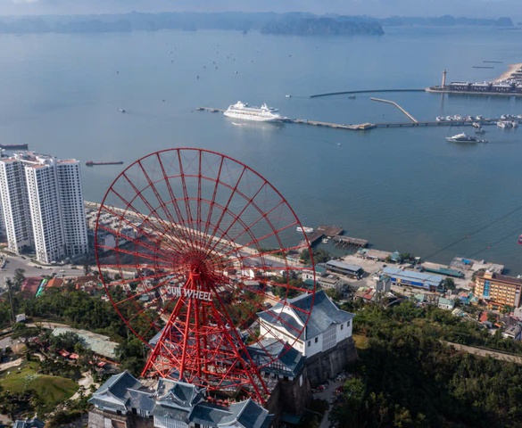 Quảng Ninh đặt mục tiêu đạt 65.000 tỷ đồng doanh thu du lịch