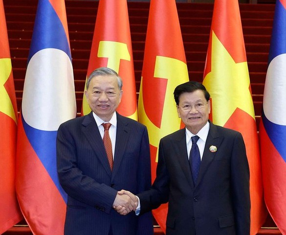 Chuyến thăm của Tổng Bí thư Tô Lâm nâng tầm "gắn kết chiến lược" Việt Nam - Lào