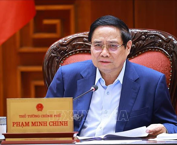 Thí điểm xây dựng các khu thương mại tự do và xây dựng Trung tâm năng lượng Dung Quất