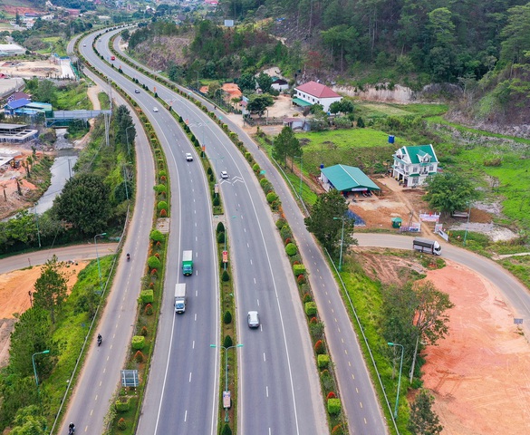 Lâm Đồng chọn được nhà đầu tư cho dự án đường bộ cao tốc Tân Phú - Bảo Lộc