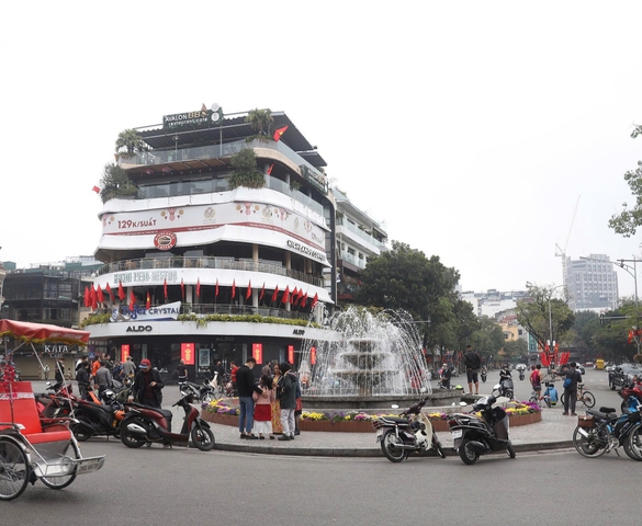 Phá bỏ "Hàm cá mập", di dời các trụ sở - Hồ Gươm sẽ có một diện mạo như thế nào?