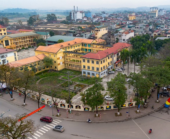 Tài sản công dôi dư sau sáp nhập: Không thể để “phơi mưa nắng”