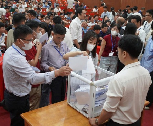 Đất đấu giá huyện Thạch Thất lập đỉnh mới, giá trúng cao nhất gần 181 triệu đồng/m2