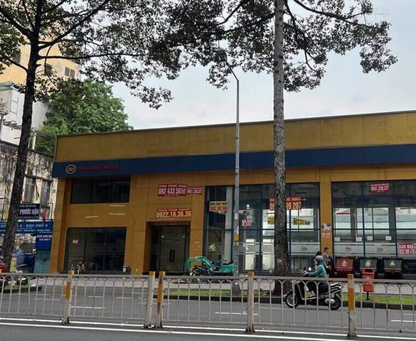 Mặt bằng nhà phố ở TP.HCM dù giảm giá vẫn vắng khách
