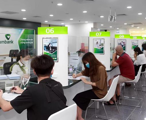 100 triệu gửi ngân hàng Vietcombank lãi suất bao nhiêu hiện nay?