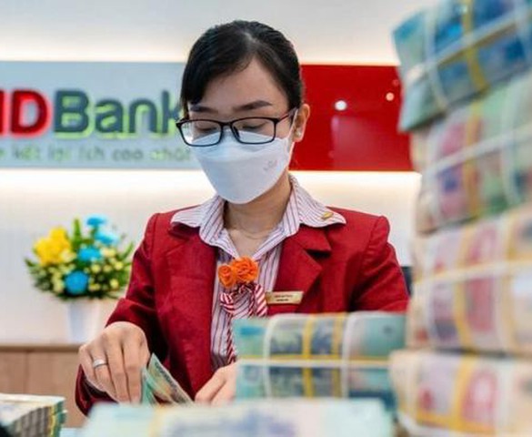 Lãi suất gửi tiết kiệm ngân hàng nào cao nhất hiện nay?