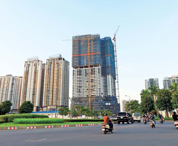 Chủ đầu tư ồ ạt ra hàng, vì sao giá nhà vẫn cao?