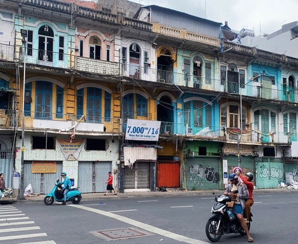 Hai năm rời chung cư cũ 50 năm tuổi, người dân TP. HCM vẫn chưa được bồi thường
