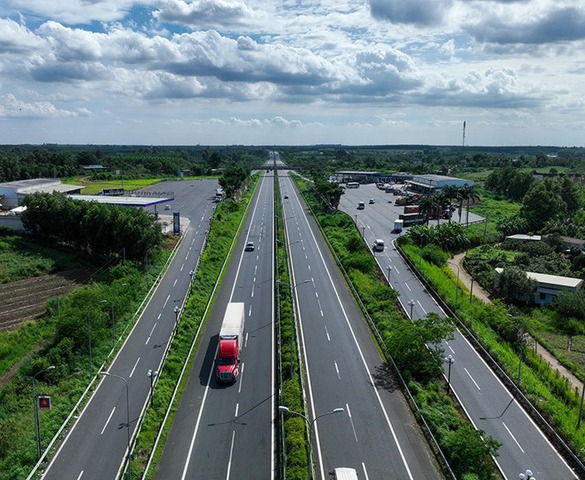 VEC phê duyệt chủ trương đầu tư 16.300 tỷ nâng cấp tuyến cao tốc, khơi thông cửa ngõ đến sân bay lớn nhất Việt Nam