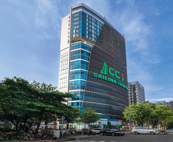 CC1 khẳng định uy tín khi được Chủ tịch Tập đoàn Shimizu trao giải thưởng về công tác an toàn lao động, vệ sinh công trường tại dự án Metro số 1 TP.HCM