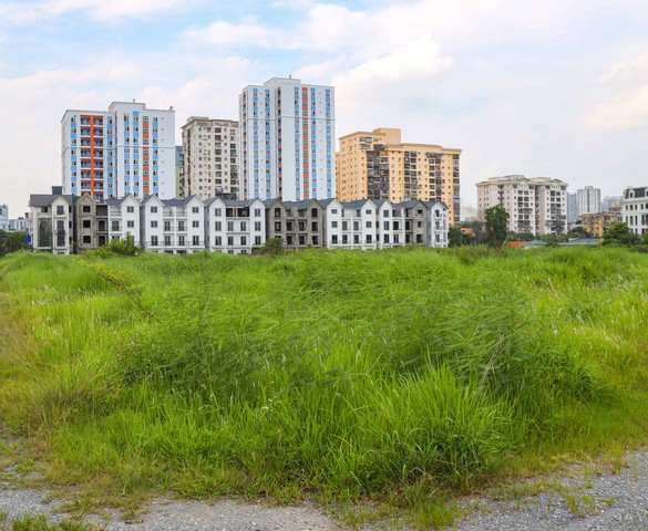 Hà Nội: Cận cảnh khu "đất vàng" làm Khu đô thị Thịnh Liệt bỏ hoang hơn 2 thập kỷ