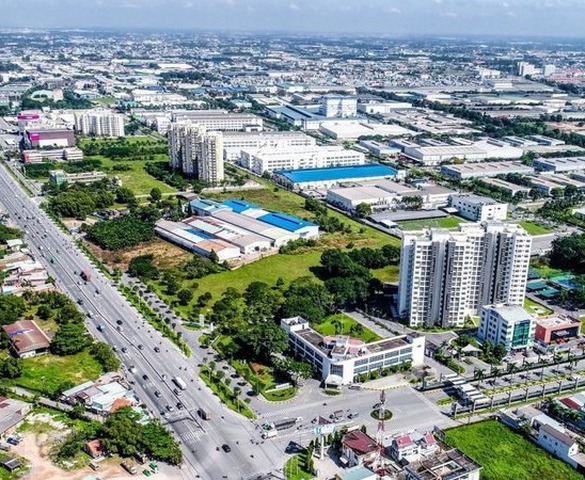 Doanh nhân đầu tiên tại Việt Nam livestream bán nhà: Người trẻ lương 20-30 triệu/tháng không thể mua nổi căn nhà 5-7 tỷ