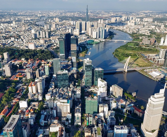 Bất động sản sau sáp nhập: Nơi 'sốt đất' tăng 40%, nơi đóng băng thanh khoản