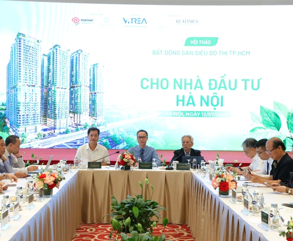 Video: Hội thảo "Bất động sản siêu đô thị TP.HCM - Thời cơ vàng cho nhà đầu tư Hà Nội"