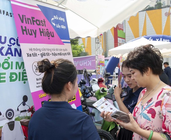 VinFast ‘được lợi’ thế nào từ chính sách chuyển đổi xanh của Hà Nội?