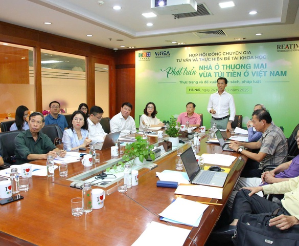 Họp Hội đồng tư vấn và thực hiện đề tài khoa học “Phát triển nhà ở thương mại vừa túi tiền ở Việt Nam: Thực trạng và đề xuất chính sách, pháp luật”