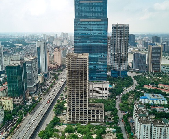 Tháp nghìn tỷ ‘trơ xương’ kế bên tòa nhà chọc trời cao nhất Hà Nội vào tầm ngắm của thanh tra