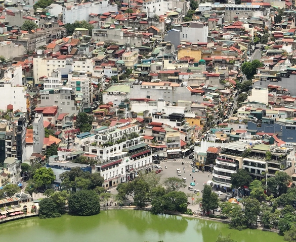 Chủ tịch Hà Nội yêu cầu xã phường mới phân "làn xanh" cho 10 dự án trọng điểm