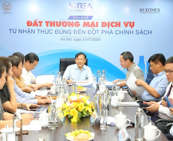 Tọa đàm “Đất thương mại dịch vụ - Từ nhận thức đúng đến đột phá chính sách”