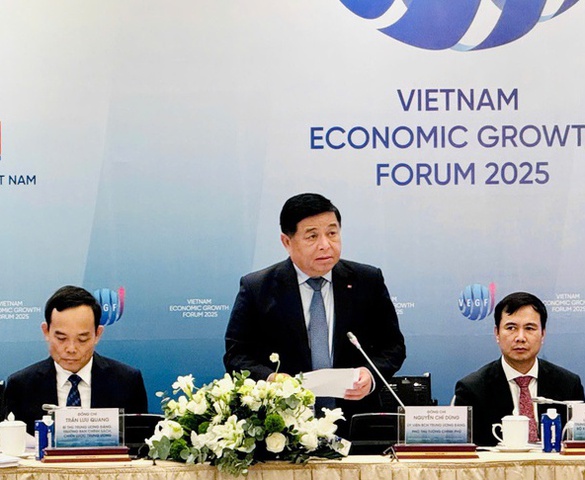 Phó Thủ tướng Nguyễn Chí Dũng luận bàn về giải pháp thúc đẩy tăng trưởng kinh tế cao và bền vững