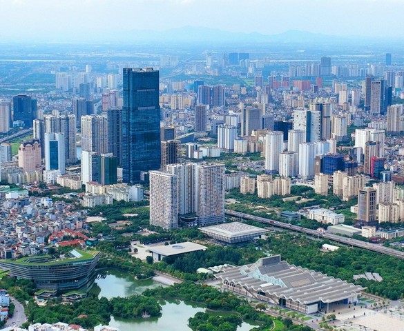 Thị trường bất động sản vào mùa cao điểm bung hàng