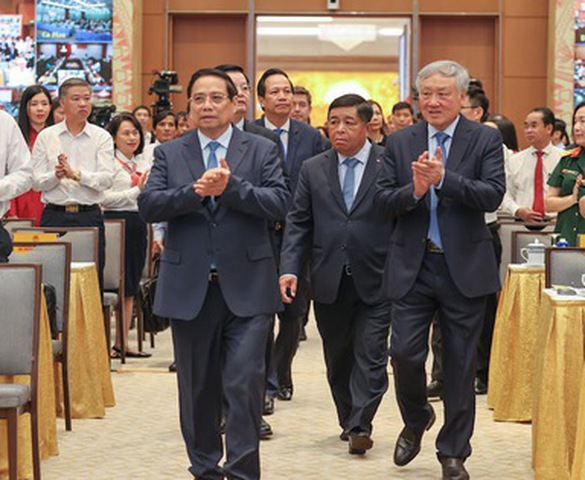 Hội nghị tổng kết chương trình và phong trào thi đua xóa nhà tạm, nhà dột nát
