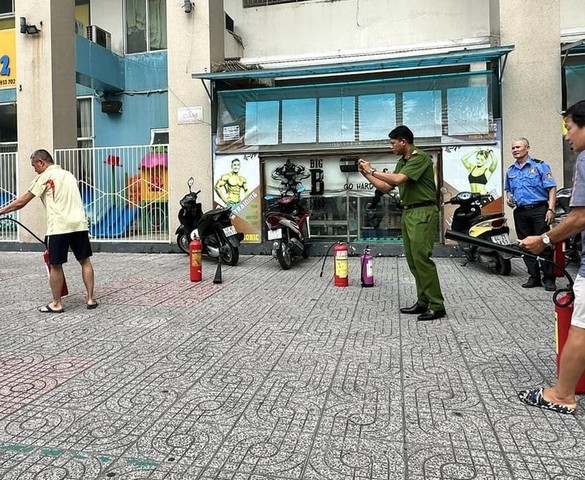TP.HCM tăng cường kiểm tra kho bãi, xưởng phế liệu trong khu dân cư