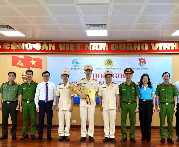 Hà Nội: Ra mắt Chi Đoàn và Chi hội Phụ nữ Công an phường Yên Sở
