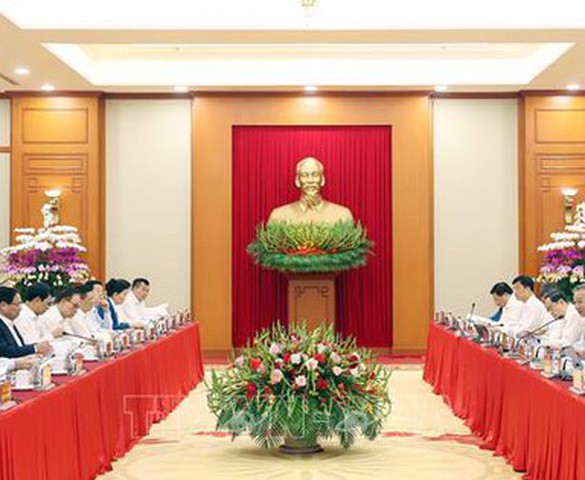 Bộ Chính trị làm việc với Ban Thường vụ Đảng ủy Chính phủ